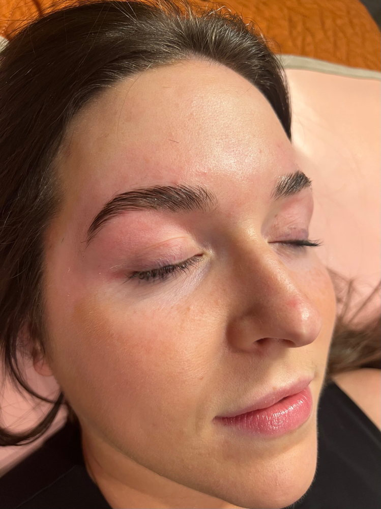 Eyebrow Lamination