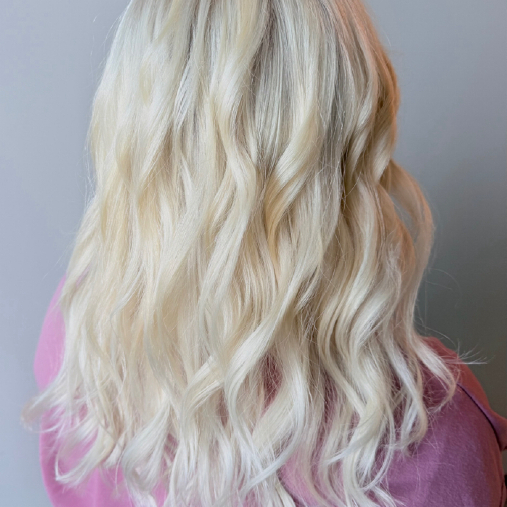 Platinum Card Color at Whit’s End Salon in Mankato, MN