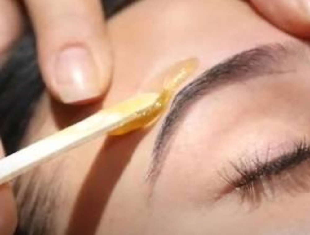 Eyebrow Wax