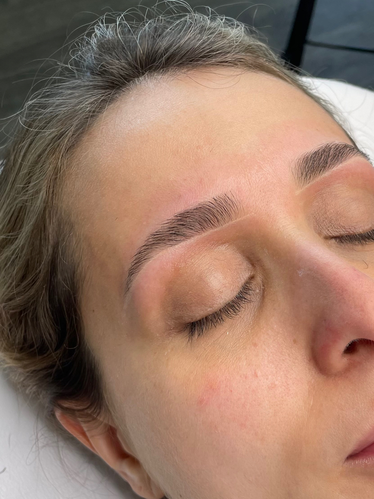 Brow Wax + Mapping