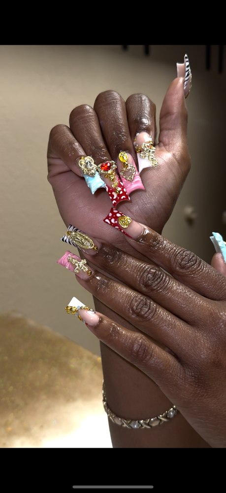Social Content Special at Clawz By Mesha in West Palm Beach, FL