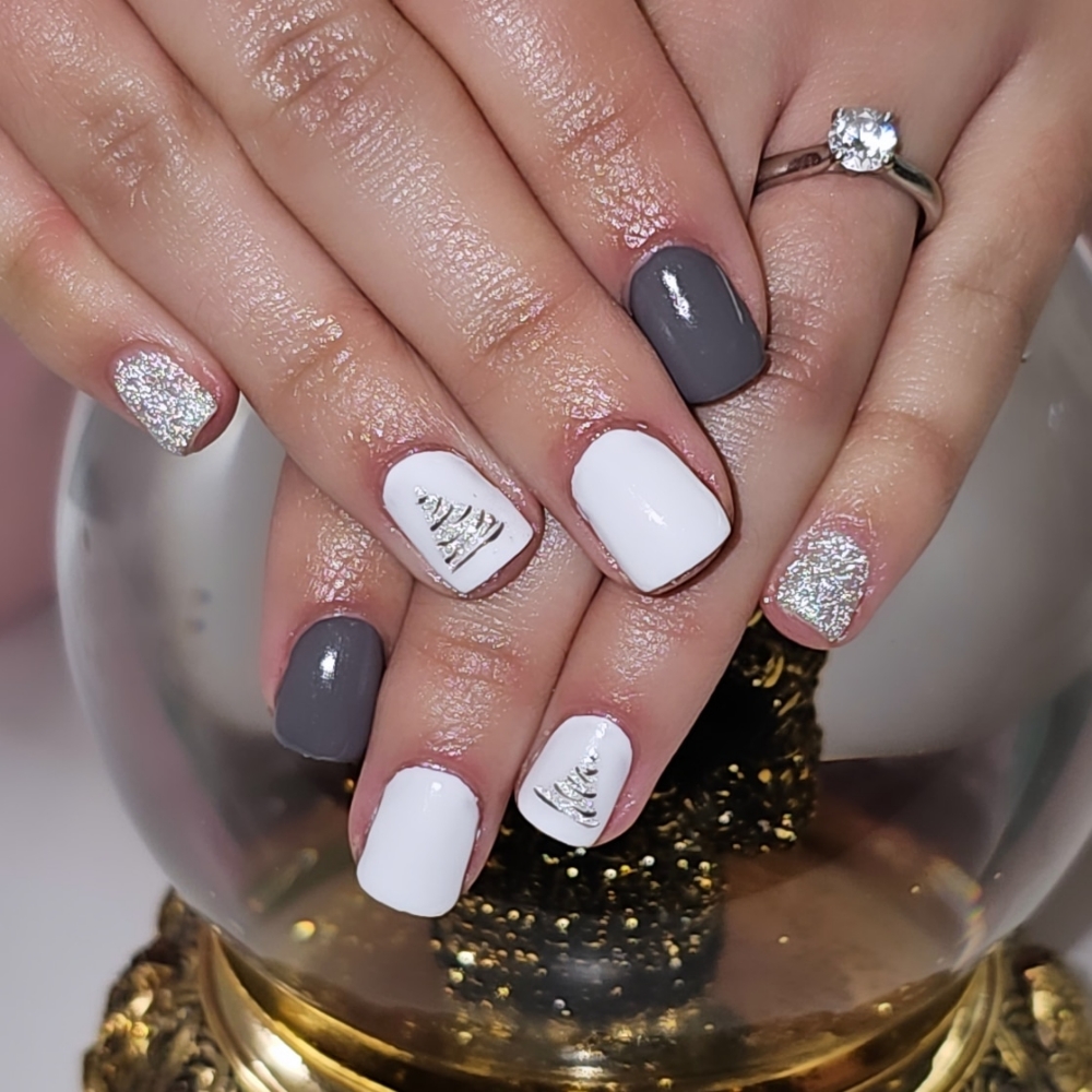 Gel Polish Minimal Design