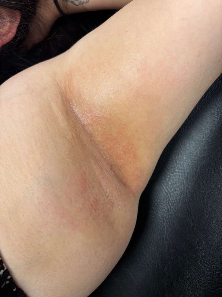 Under Arm Wax