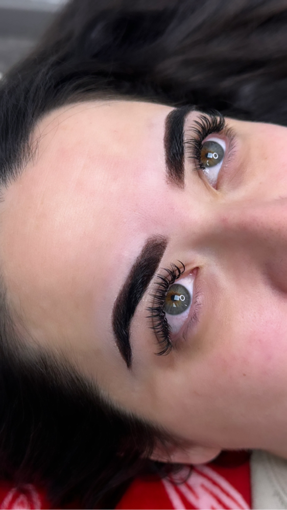 Brow Tint And Shape
