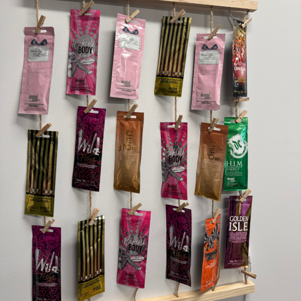 Tanning Bed- WITH PACKET