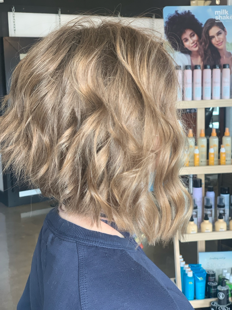Women Hairicut