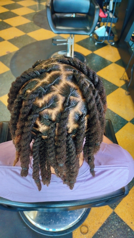 Loc Retwist & Style