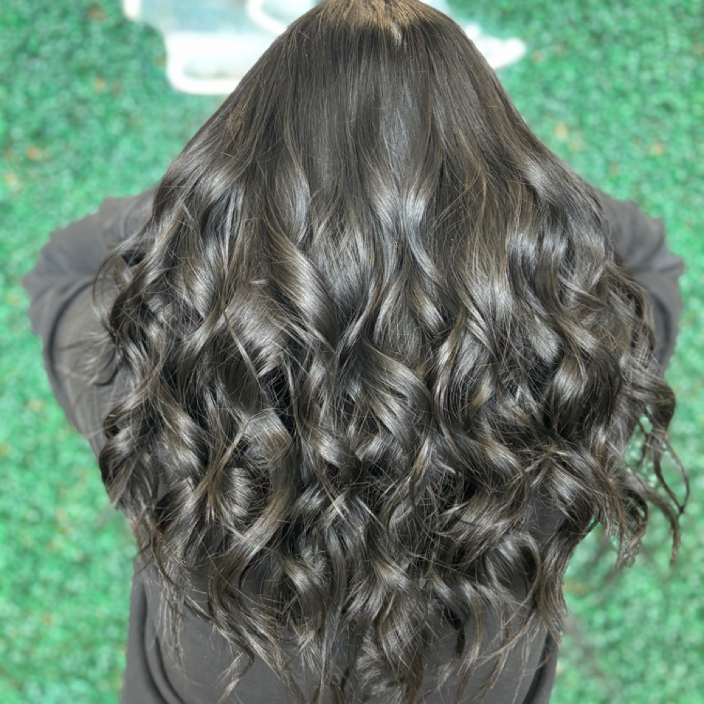 Blowout With Hot Tools at Meza Beauty in Mundelein, IL