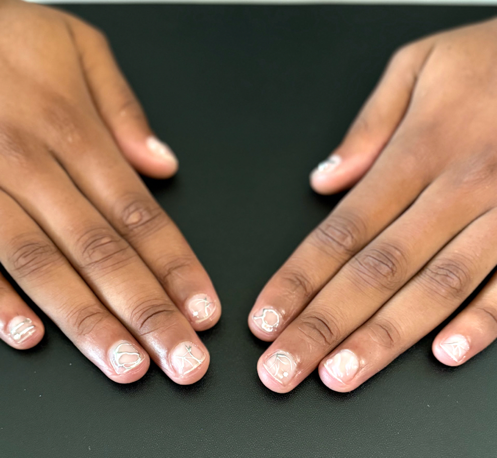 Gel manicure