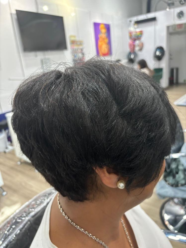 Haircut at Dominican beauty salon by alma in Miami, FL
