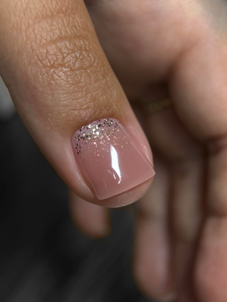 Manicure+Glitter Gradient