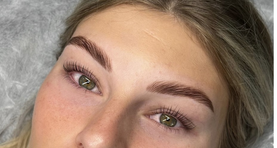 Eyebrow Lamination & Stain