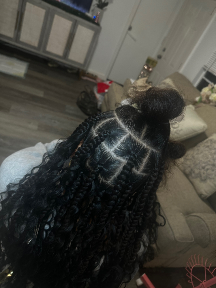 Large knotless braids at Malama Collective in ocala, FL