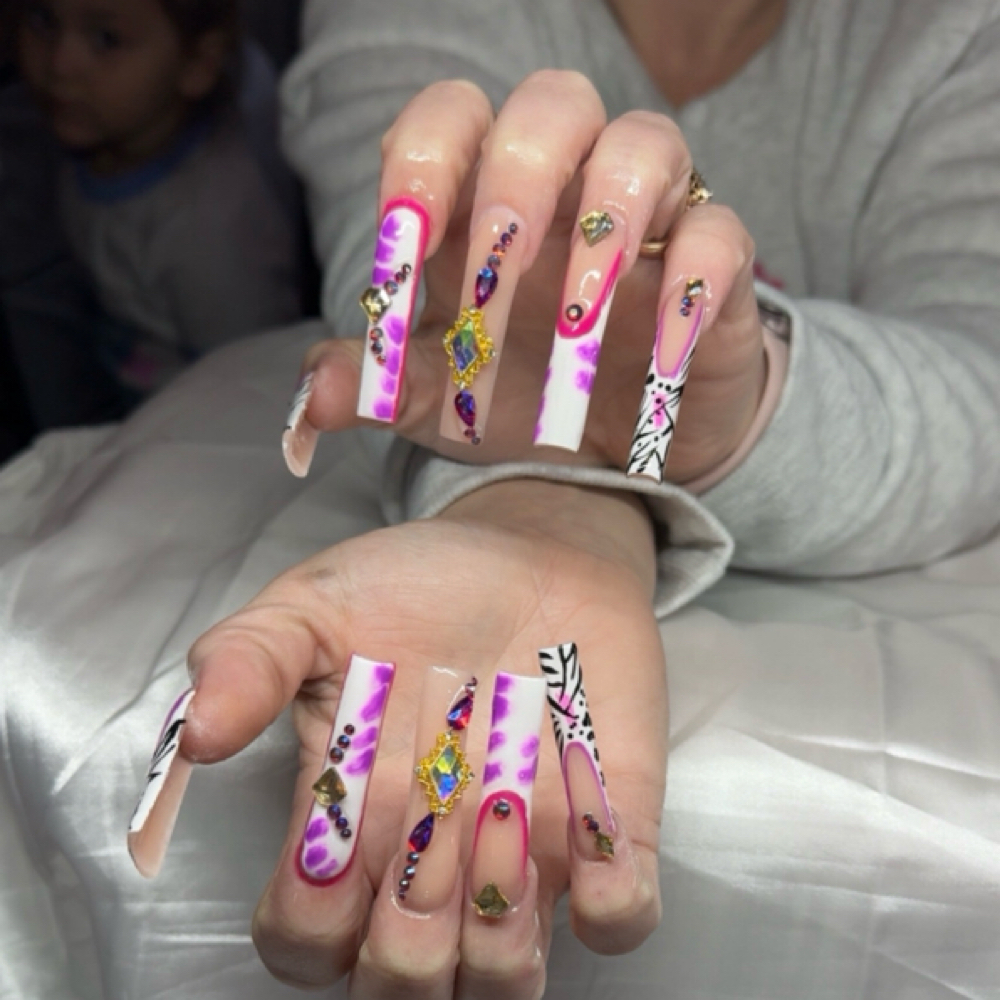 Nails-XXL Full Set at Waid’s Beauty in Disputanta, VA
