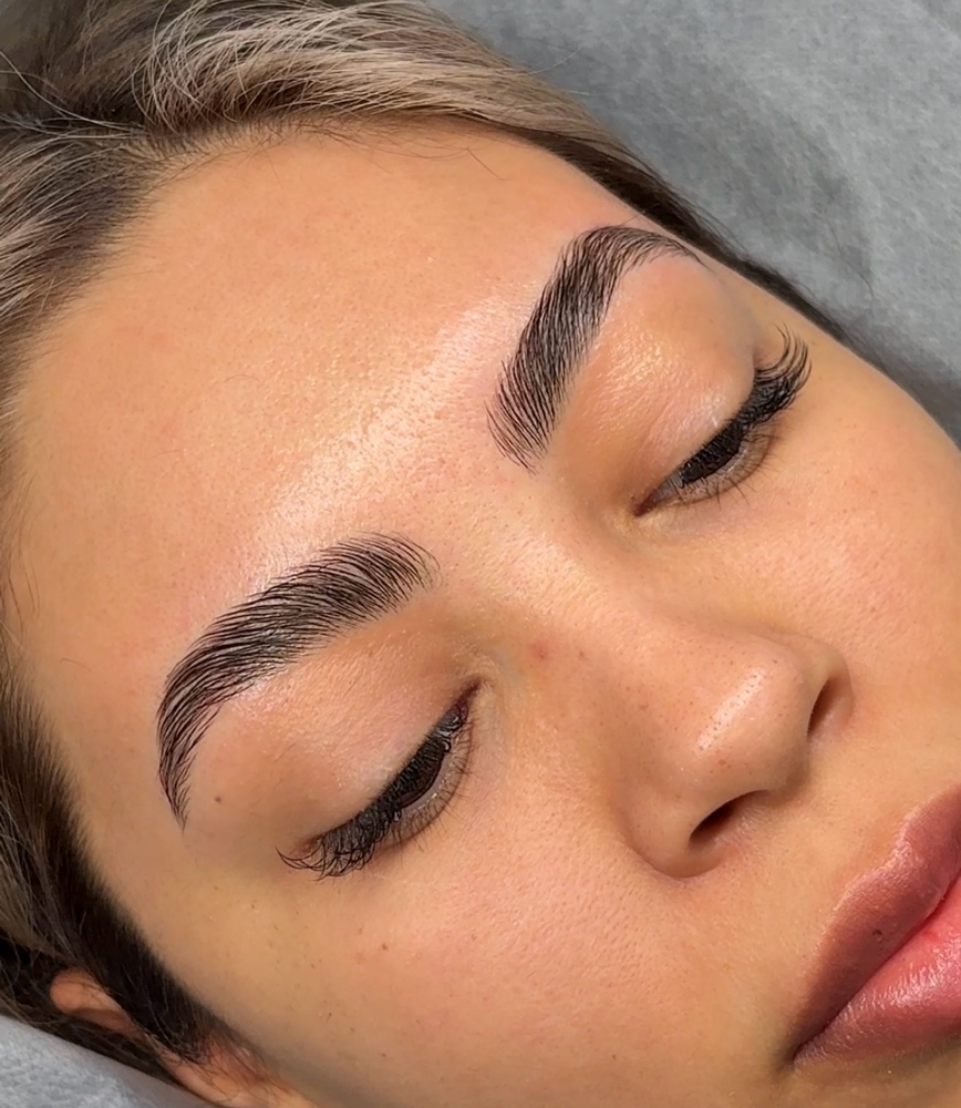 Brow lamination + wax