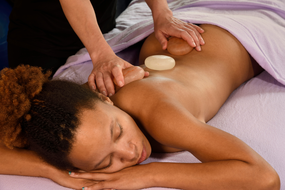 Salt Stone Massage 60min