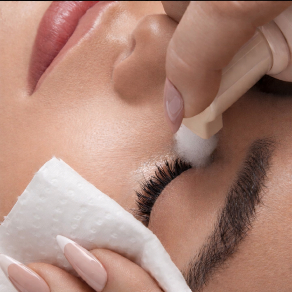 Lash Extension Removal & Lash Bath at American Lash Brand in Corona, CA