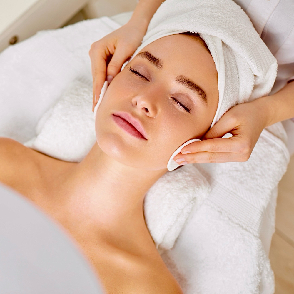 Relaxation Facial
