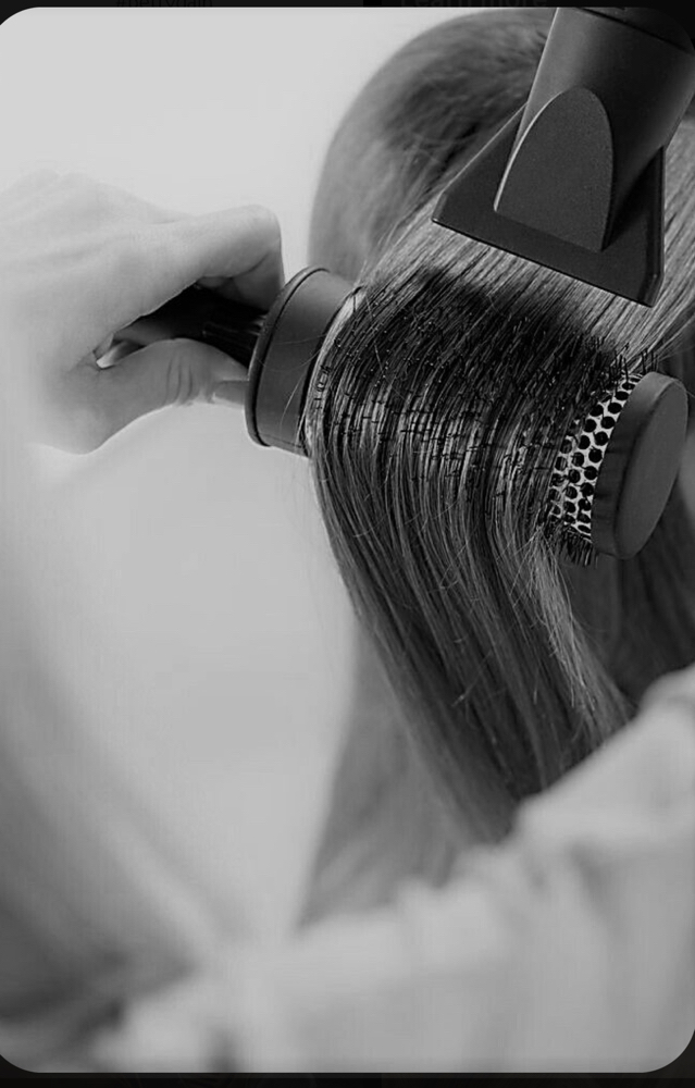 Shampoo/Blowout