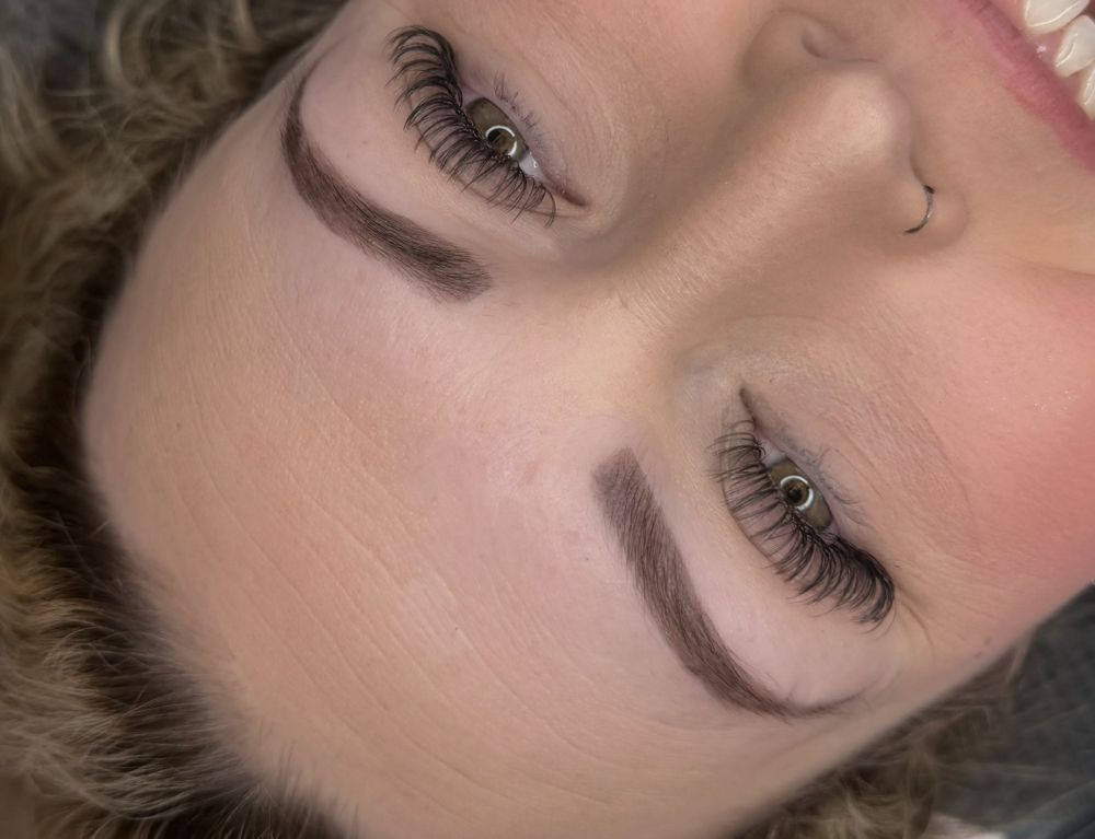 Henna Brow Tinting + clean Up