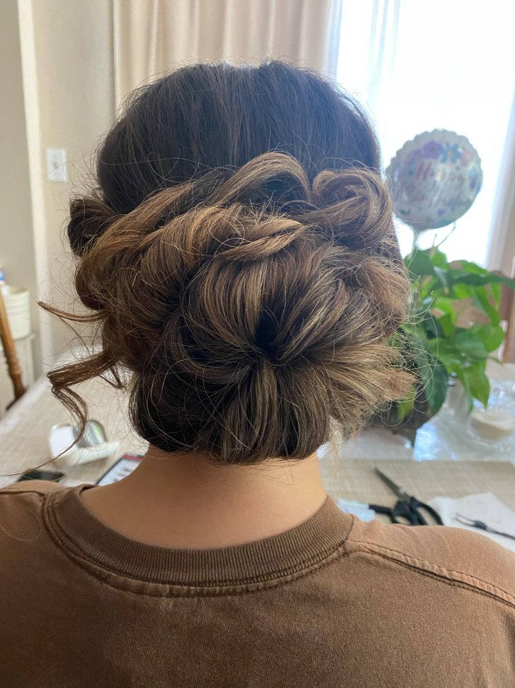 Any Occasion Updo🦇