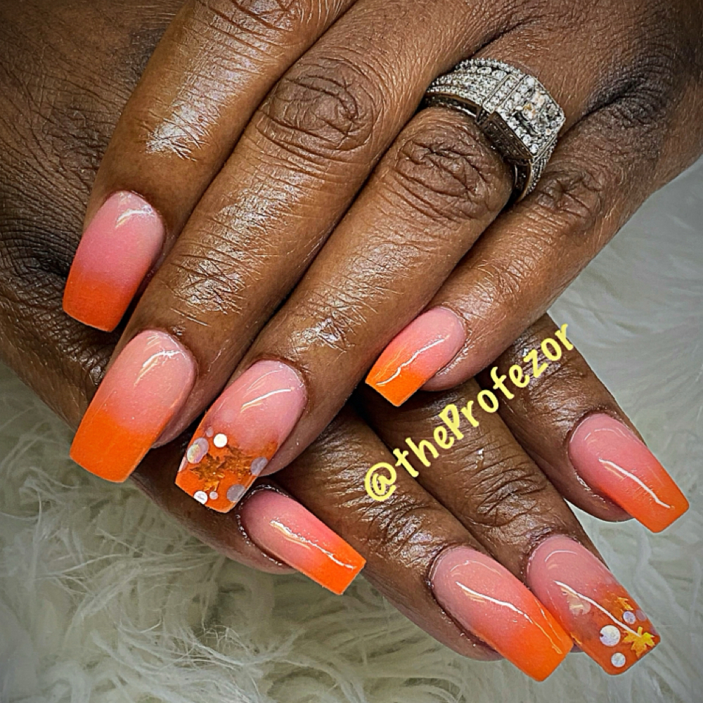 Ombre Nail Fullset at Stormae Snobby Nailz llc in Sterling Heights, MI