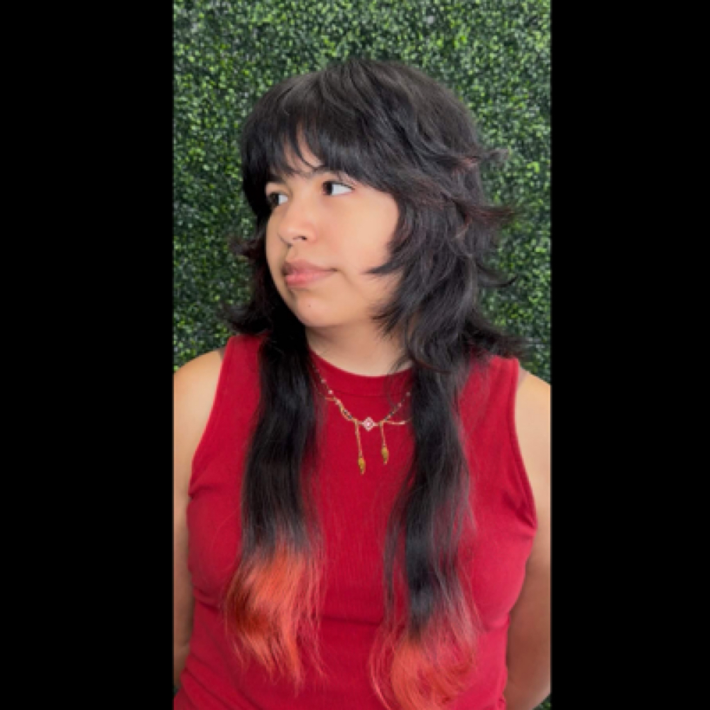 Long Haircut With Rey at Looks That Kill Salon in Houston, TX