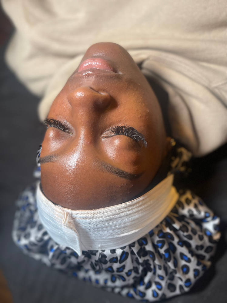 SIGNATURE CUSTOMIZED FACIAL at Belleza Skin in Tinley Park, IL