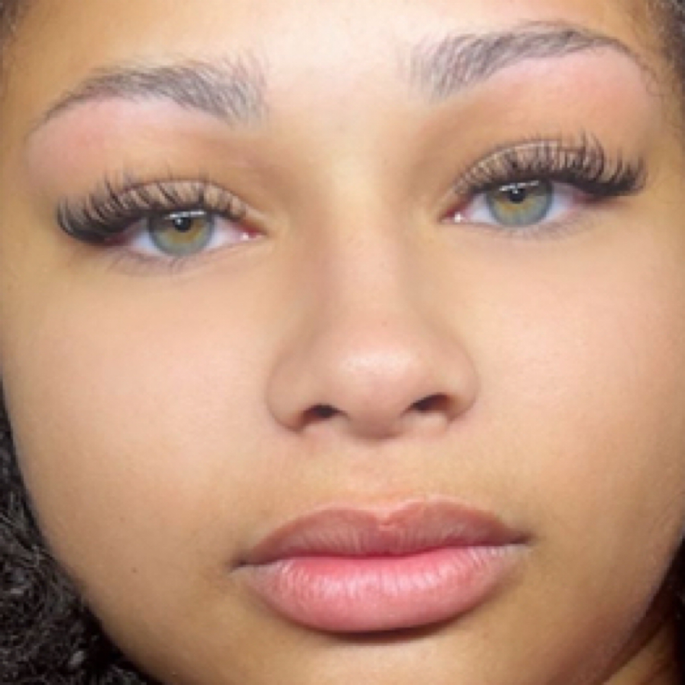 Hybrid Or Wispy Luxury Mink Eyelash Extensions at Radiant Eyes & Aesthetics in Petal, MS