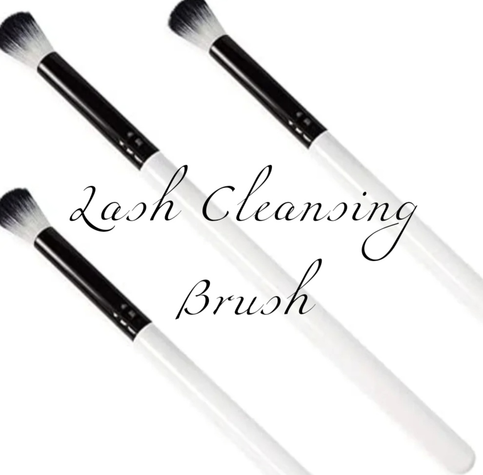 Lash Cleanse Brush