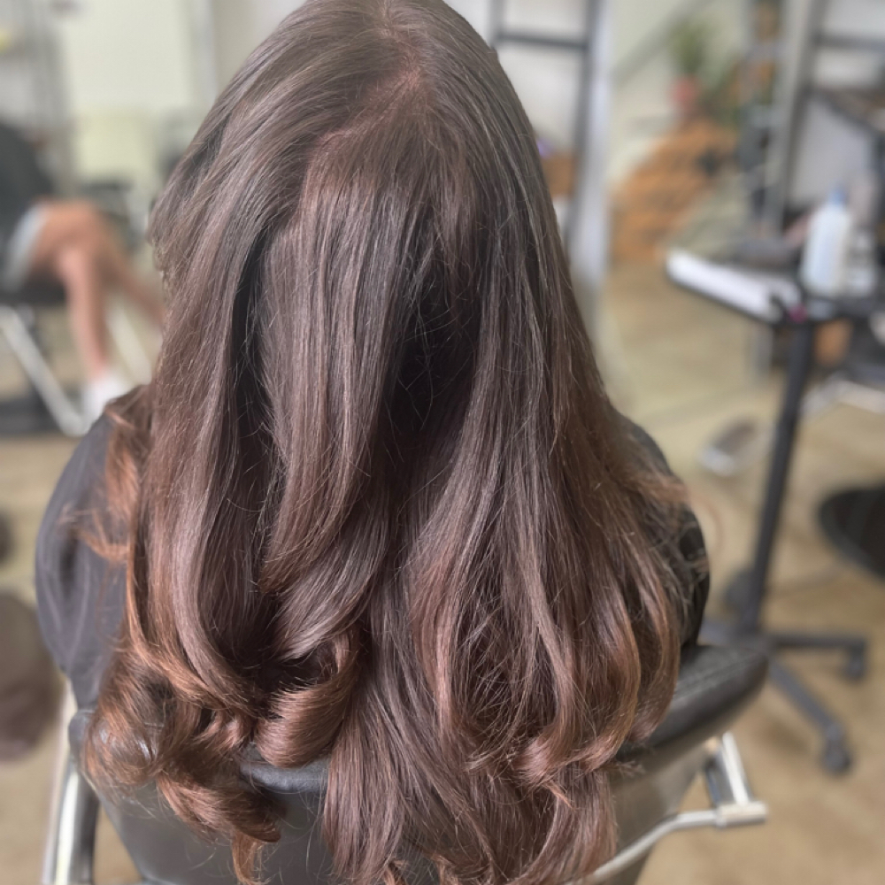 Classic Blowout at Shea Eliz Salon in Houston, TX
