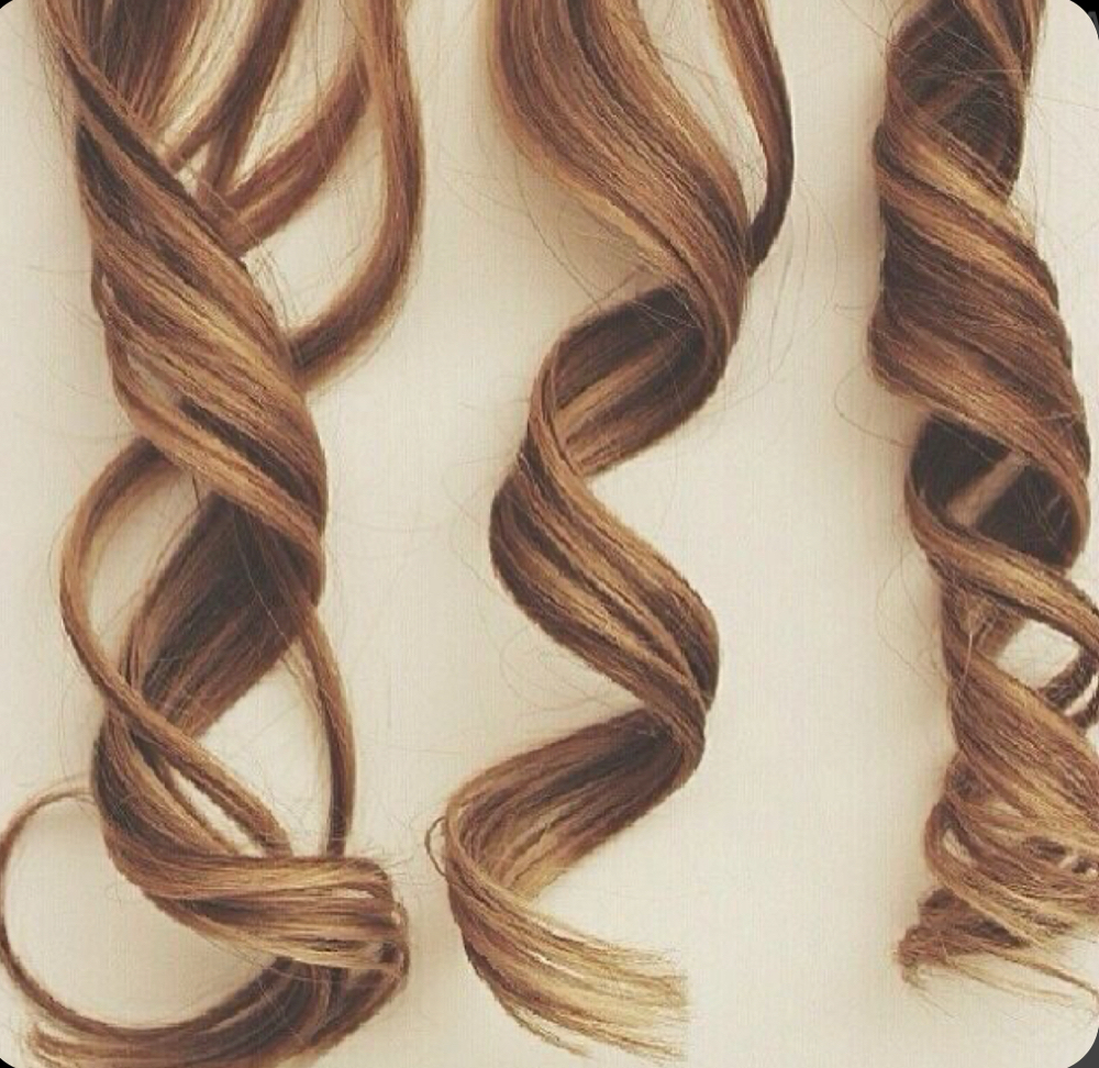 Curly Cut at The Artist’s Cupboard hair salon in New Caney, TX