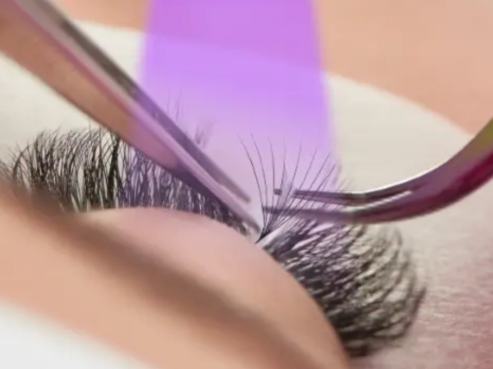 EyeLash Extensions