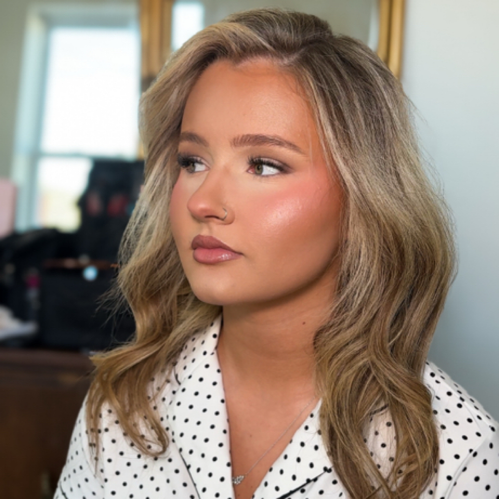Makeup Application at Kassidy and Bentley in Scottsboro, AL
