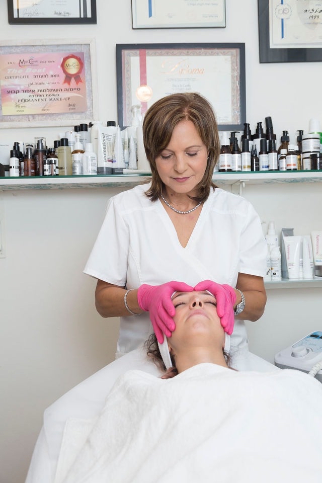 Facial