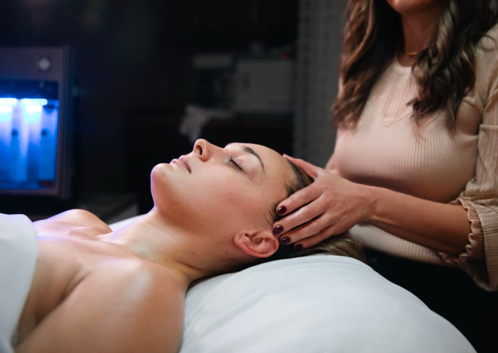 Relaxation Facial