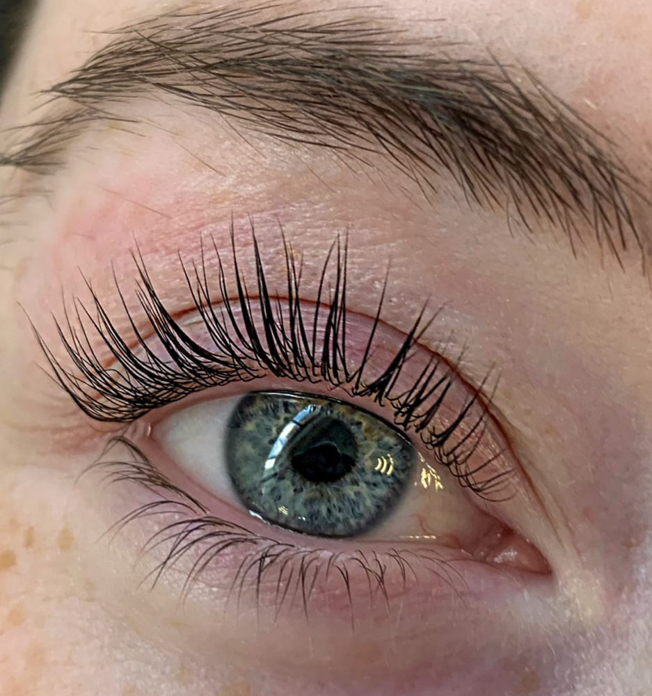 Lash Lift And Tint