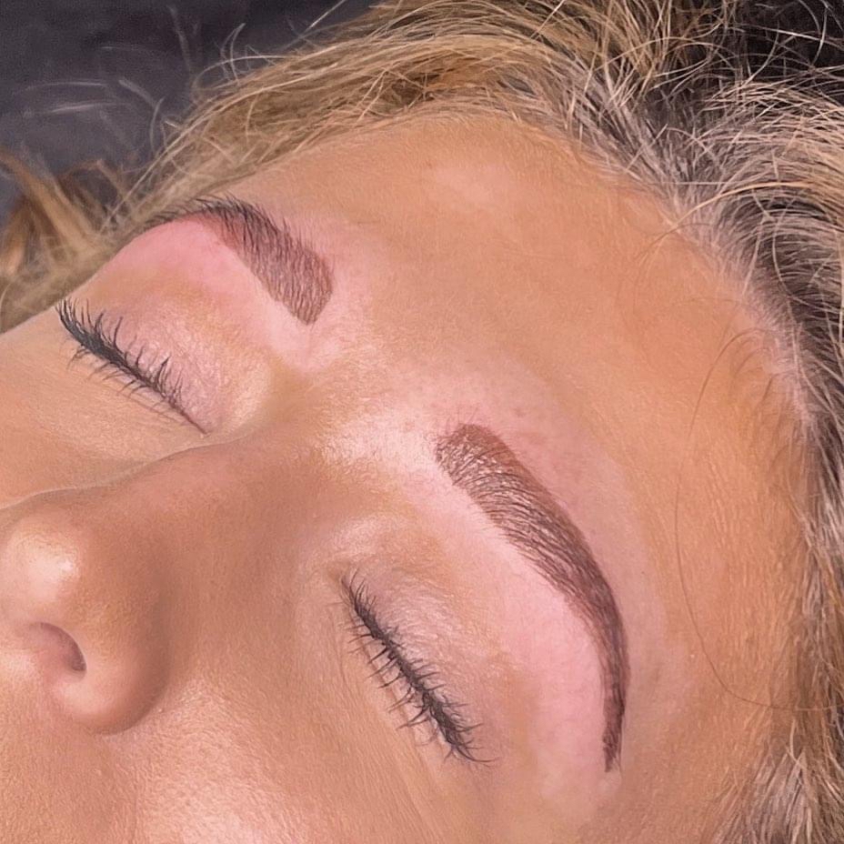 Henna brows