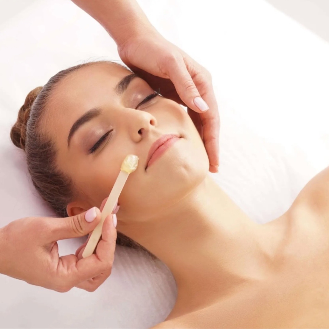 Chin Wax at 11:11 Esthetics in Wyandotte, MI