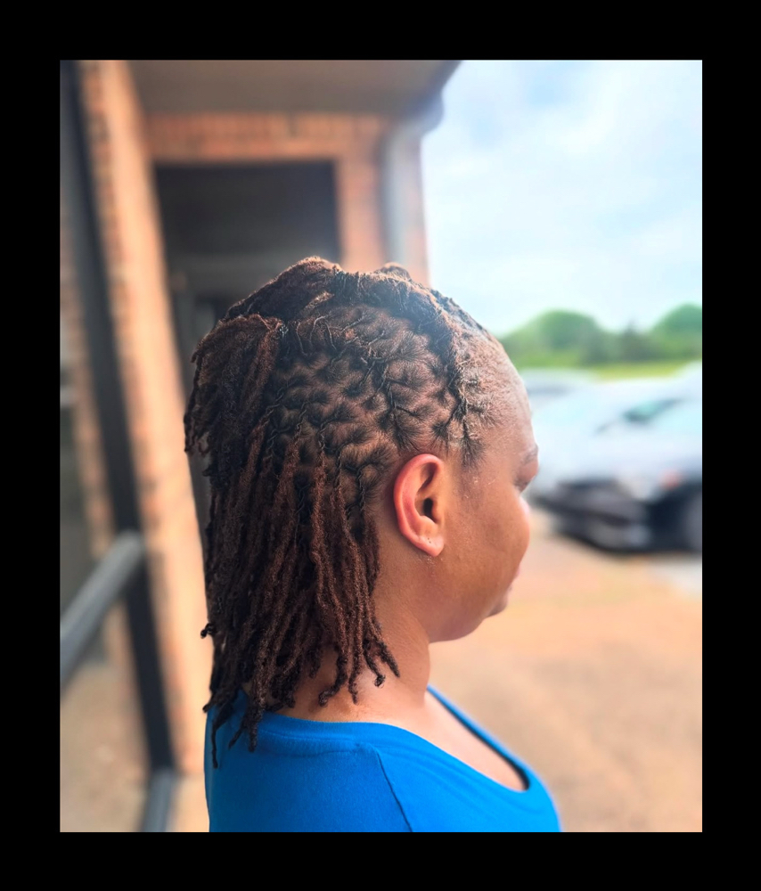 Mirco Retwist w Basic Style at Exquisite Locs by Chrissy in Memphis, TN