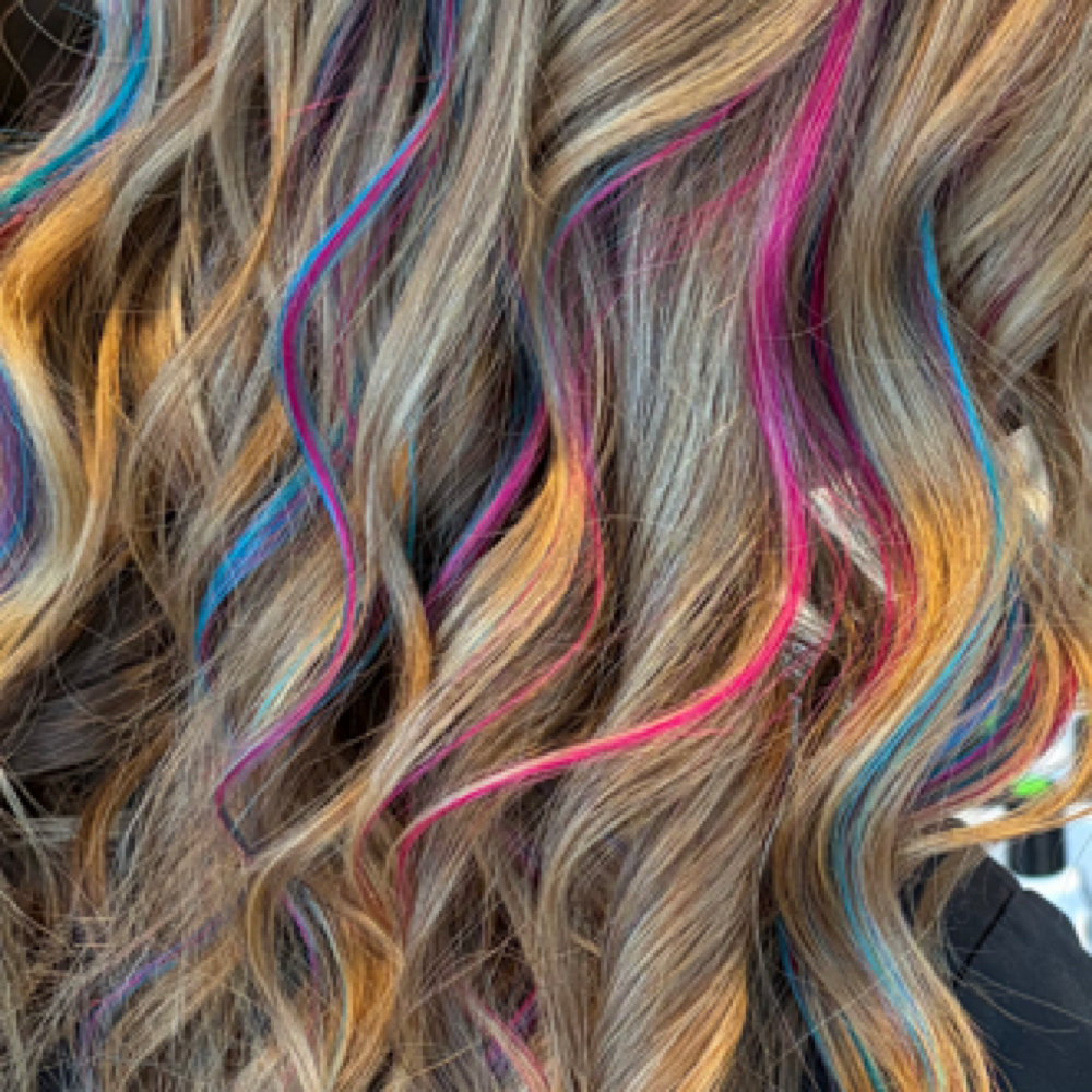 Color Extension at Uptown Looks in Geneva, NE