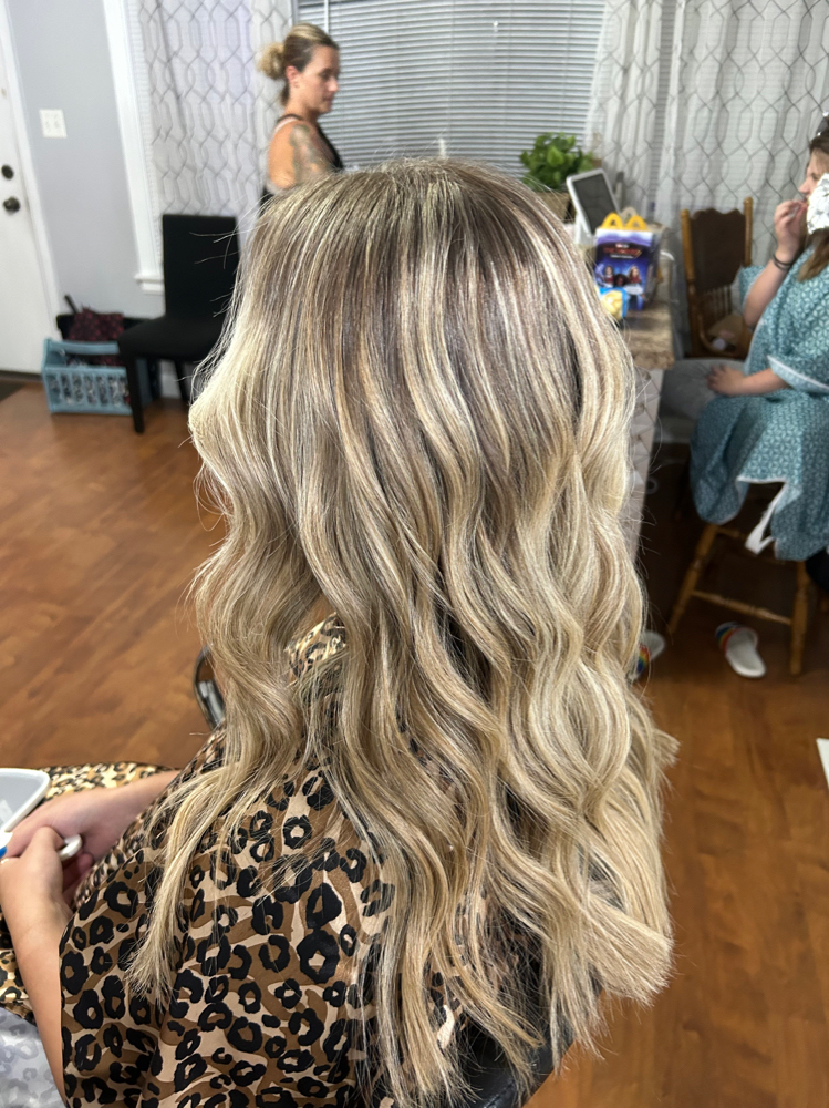 Shampoo & Style