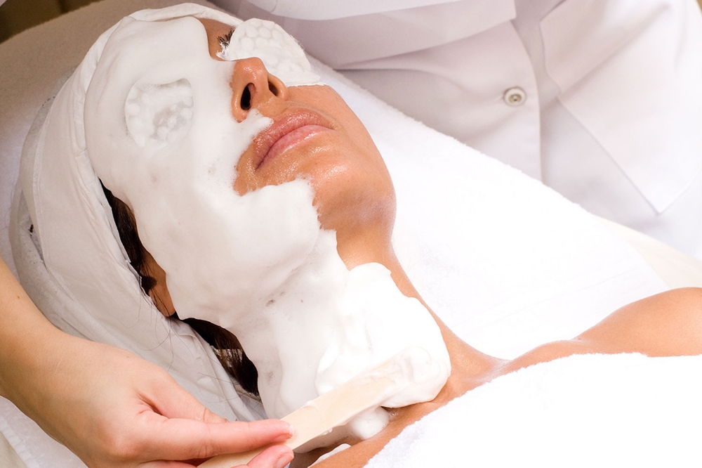 Oxygenating BulMask Facial - Dry at Eleve Beauty Academy
