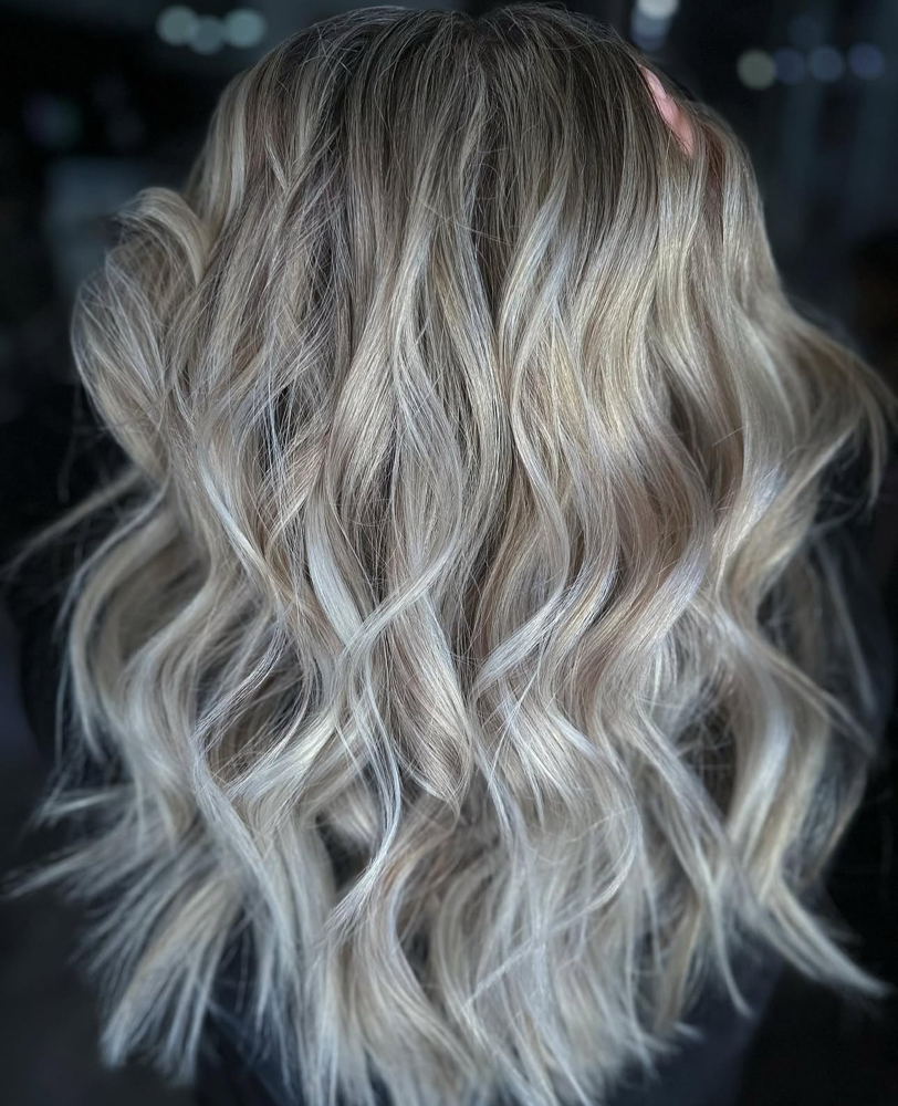Partial Custom Color Application at stylist.hailey in Sun City, AZ