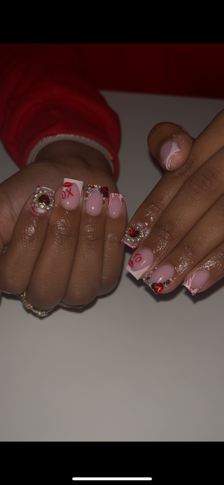 Fills (nails)