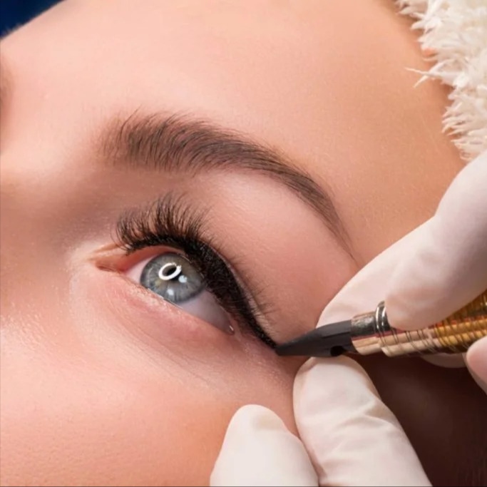 Permenant Makeup Eyeline at Rejuven Esthetic in vienna, VA
