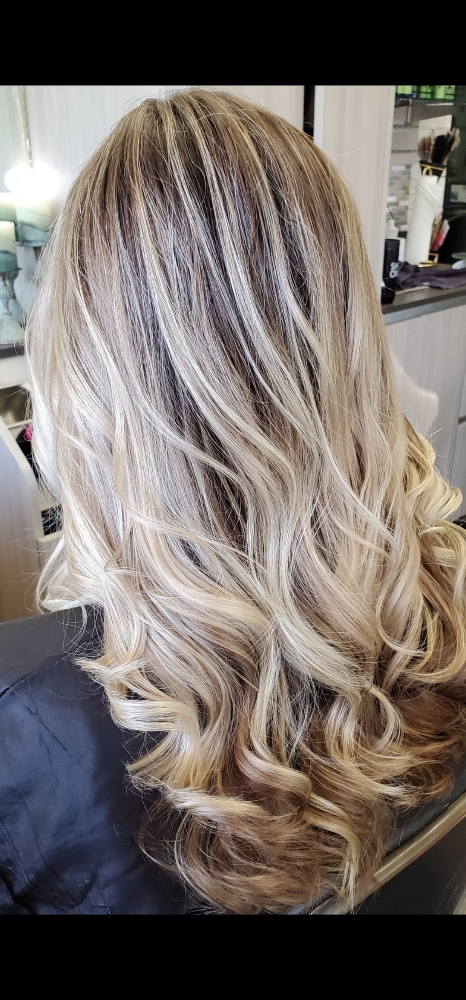 LIVED IN BLONDE 🥰