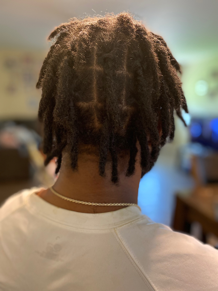 Insta Locs at LOC’D&TWISTED LLC in Baxley, GA