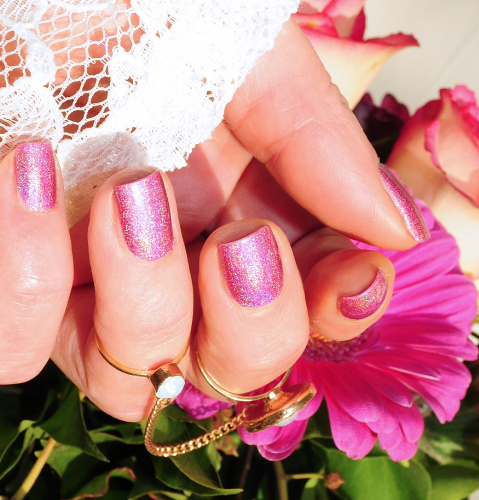 Collagen Manicure