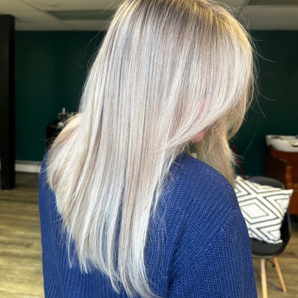 Bitchin' Blonde at Vee Lee Salon in Walden, NY